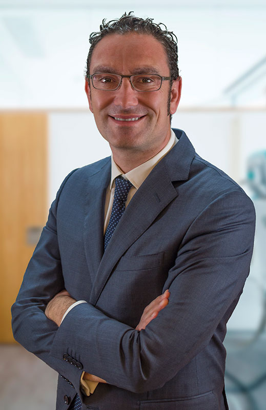 Dr. D. Alfonso García Pérez