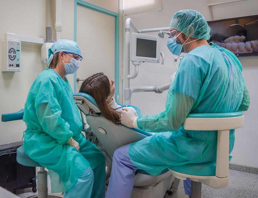 Implantología digital en Clínica dental Polident: qué ocurre al perder un diente