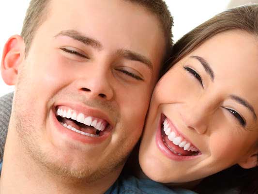 Blanqueamiento dental en Clínica dental Polident, Toledo