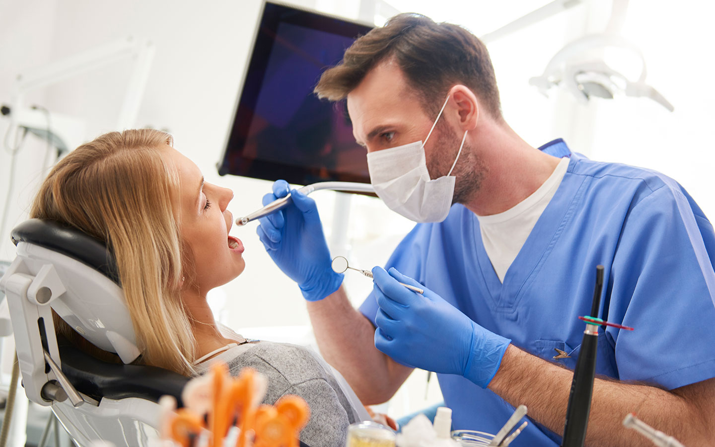 Cirugía oral en Clínica dental Polident, Toledo